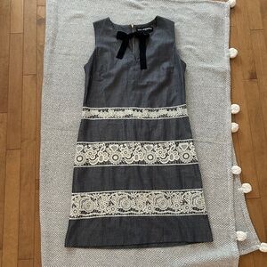 Karl Lagerfeld⎪Sleeveless shift dress